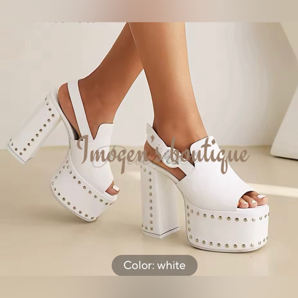 NWT white lacquer vegan patent leather silver studs slingback platforms 7.5